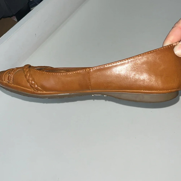 Imperfect Rocket Dog flats size 7.5 neutral flats criss cross front braided - Picture 5 of 13